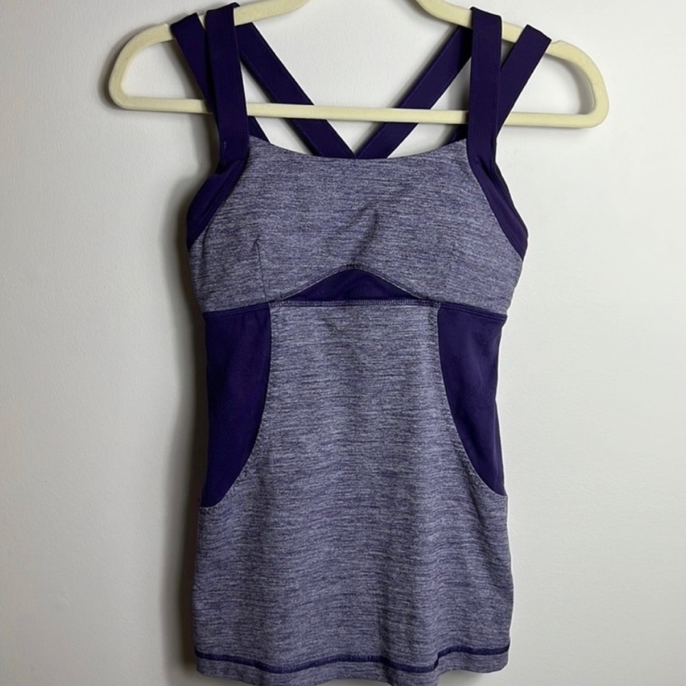 Lululemon Chaturanga Tank Heathered Concord Grape Zip Pocket Shelf Bra Sz 6